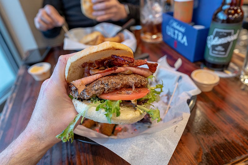 Luckys Iron Door Roadhouse - pig pen burger